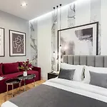 Apartamento Lovely On Drahomanova Street Leópolis