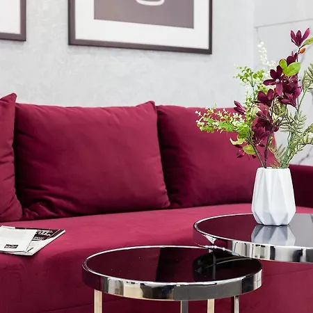 Lovely On Drahomanova Street Appartement