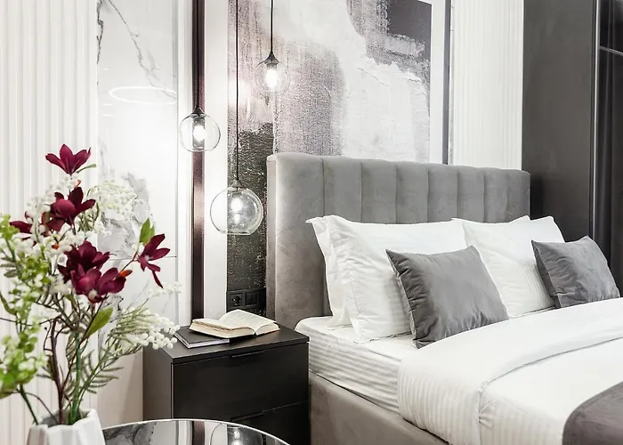 Apartment Lovely On Drahomanova Street *