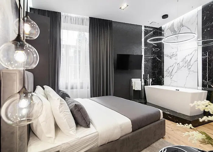 Appartement Lovely On Drahomanova Street Lviv