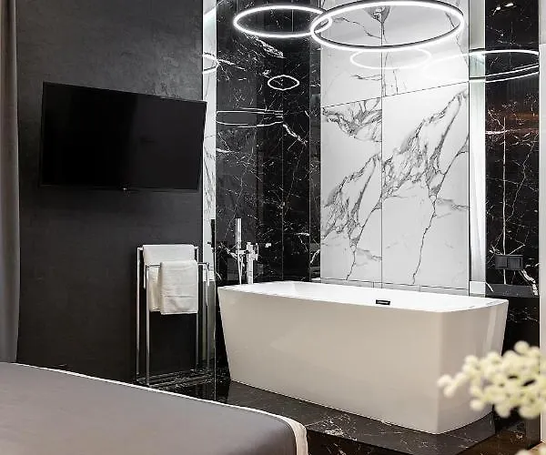 Appartement Lovely On Drahomanova Street *