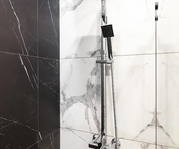 Lovely On Drahomanova Street * Lviv