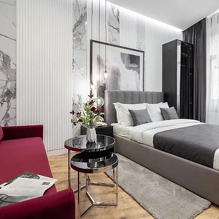 Lovely On Drahomanova Street 아파트 리비프